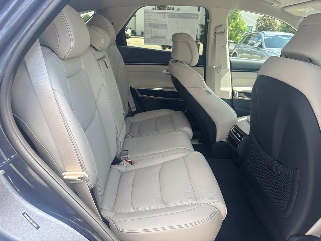 2026 Genesis GV70 2.5T