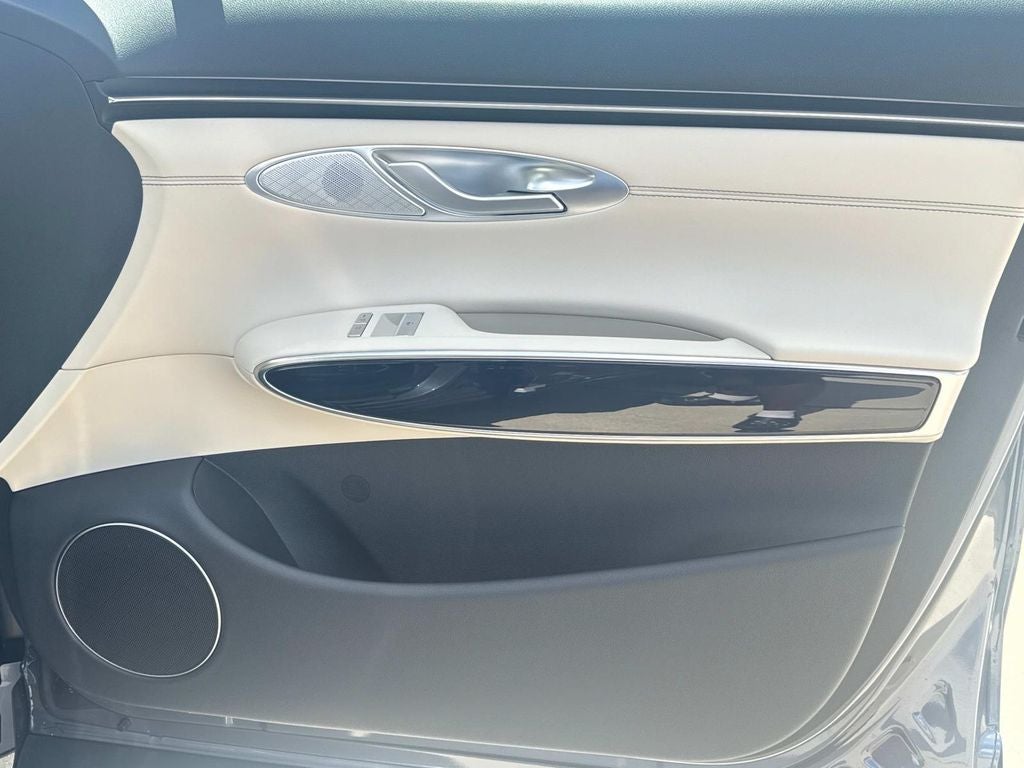 2026 Genesis GV70 2.5T