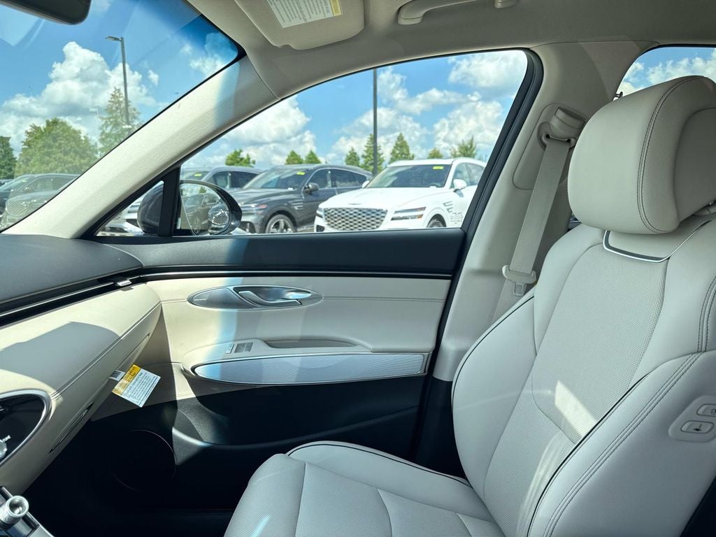 2026 Genesis GV70 2.5T Advanced