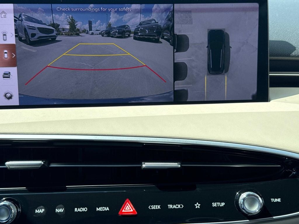 2026 Genesis GV70 2.5T Advanced