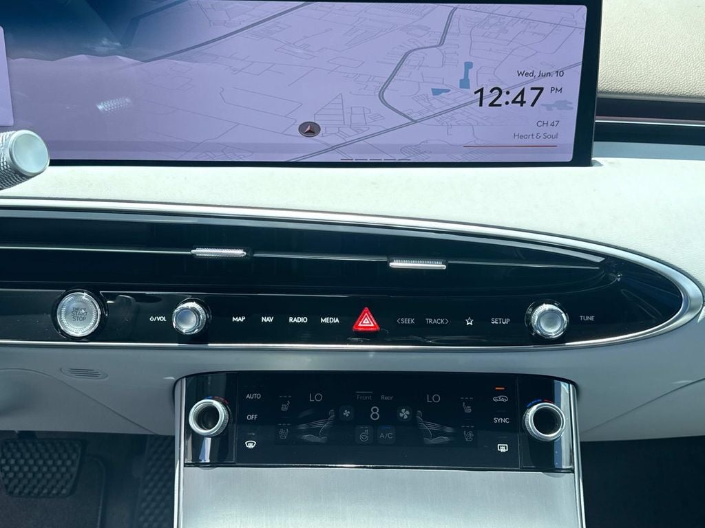 2026 Genesis GV70 2.5T Advanced