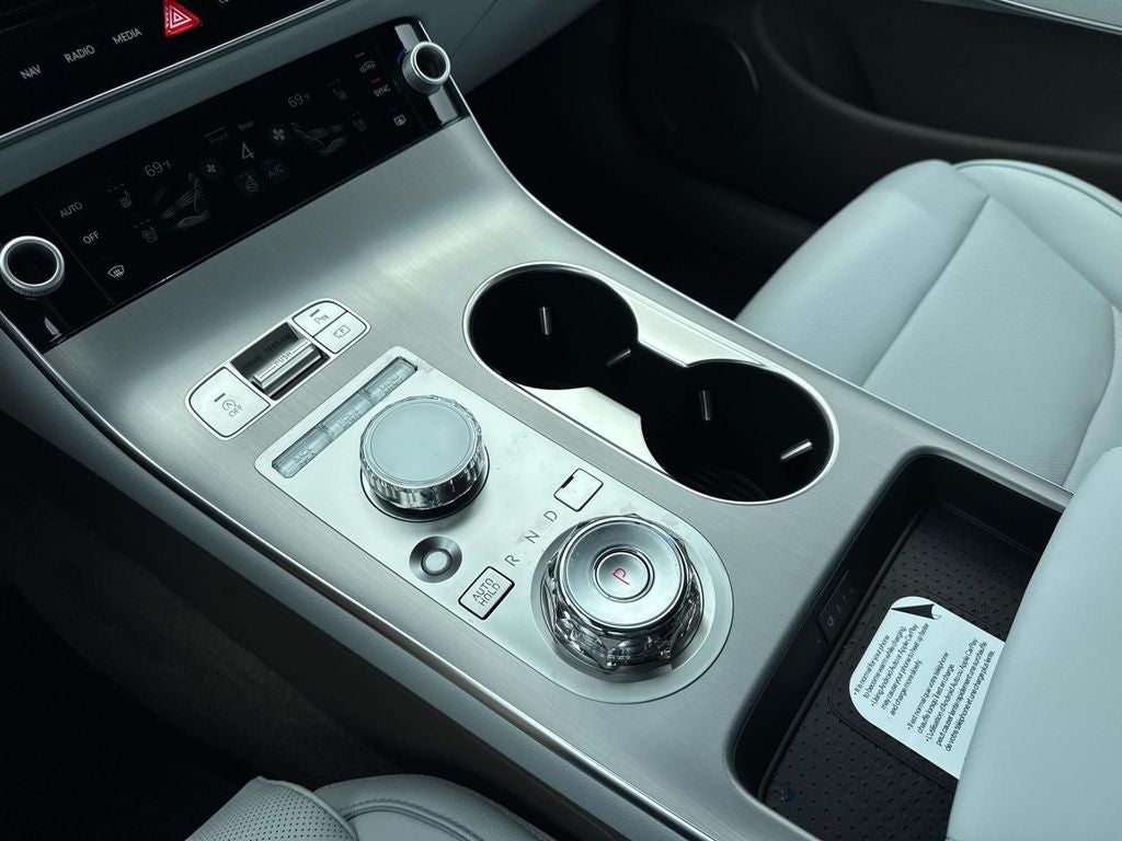 2026 Genesis GV70 2.5T Advanced