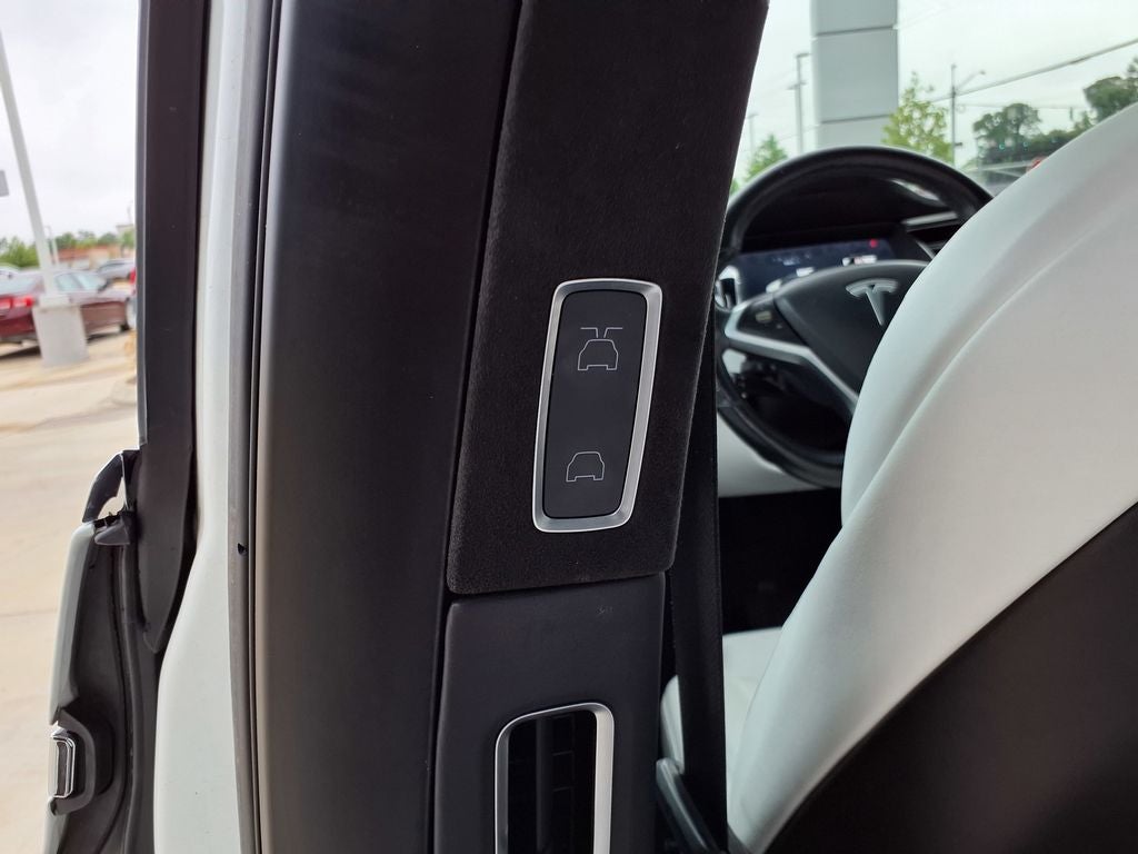2017 Tesla Model X 90D