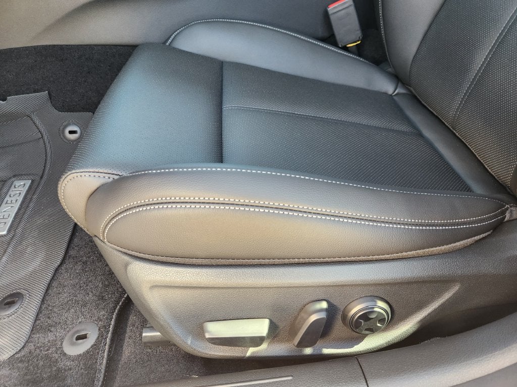 2026 Genesis G70 2.5T