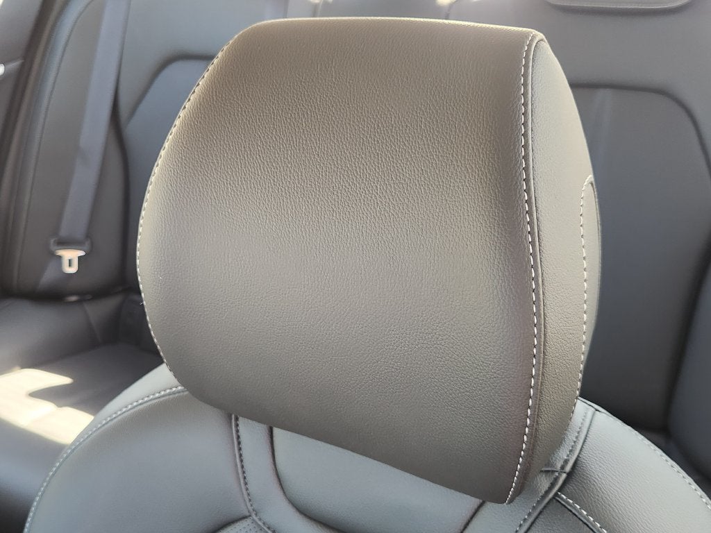 2026 Genesis G70 2.5T