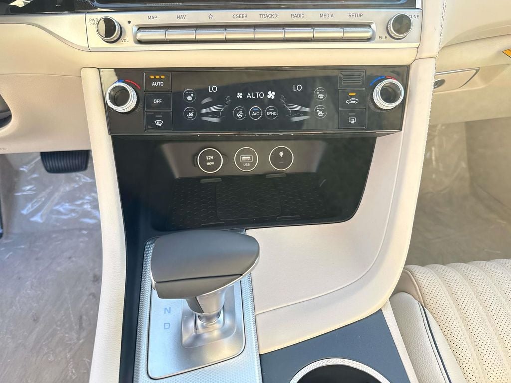 2026 Genesis G70 2.5T Prestige