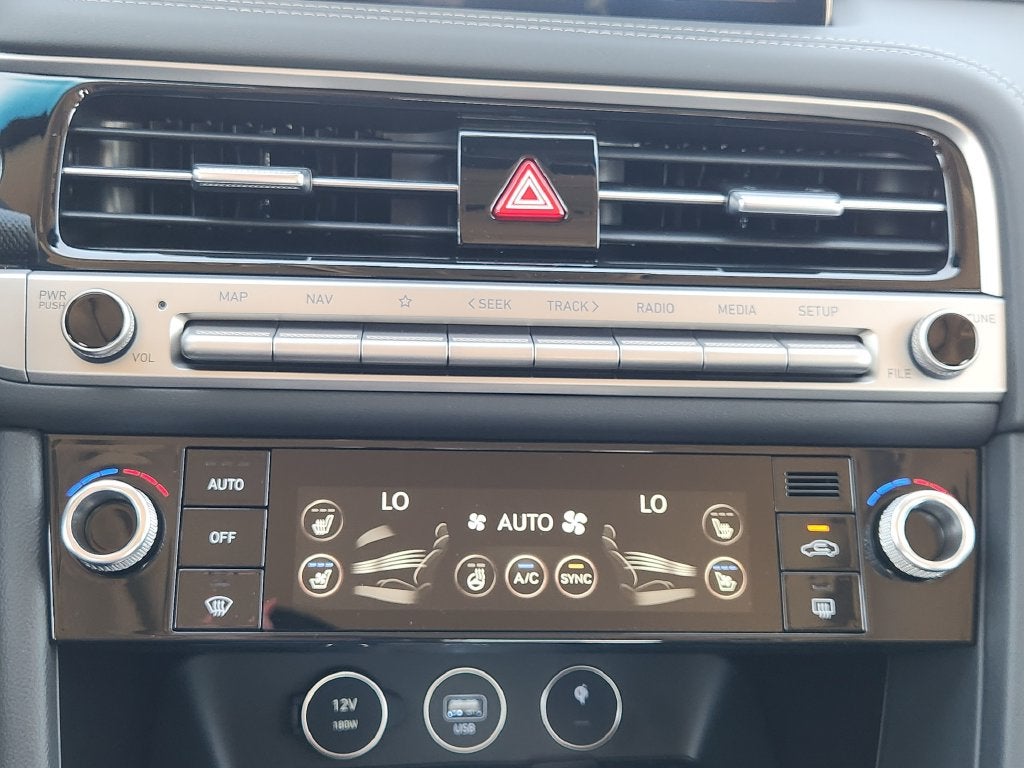 2026 Genesis G70 2.5T Prestige