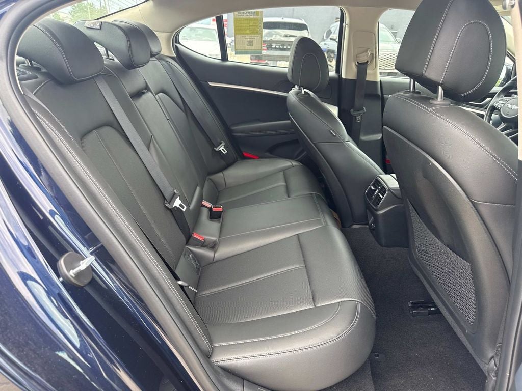 2023 Genesis G70 2.0T