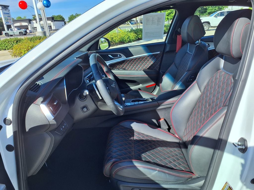 2023 Genesis G70 3.3T