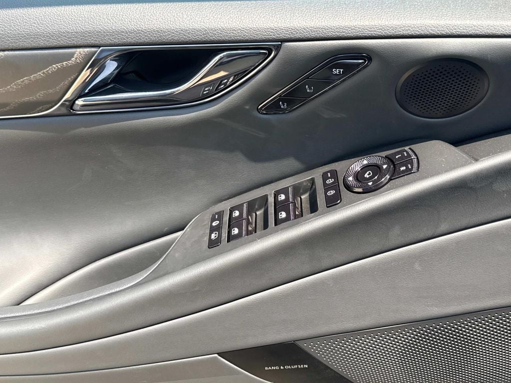 2027 Genesis G80 3.5T Prestige Black
