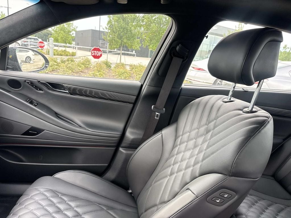 2027 Genesis G80 3.5T Prestige Black
