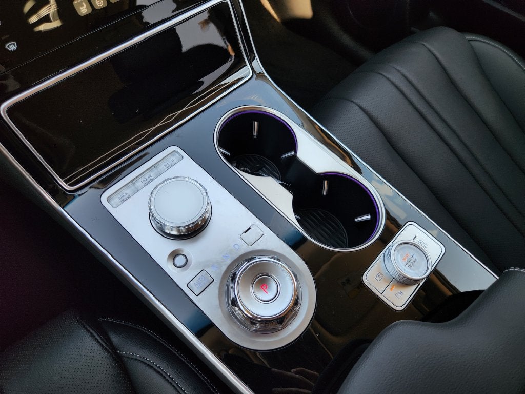 2027 Genesis GV80 2.5T