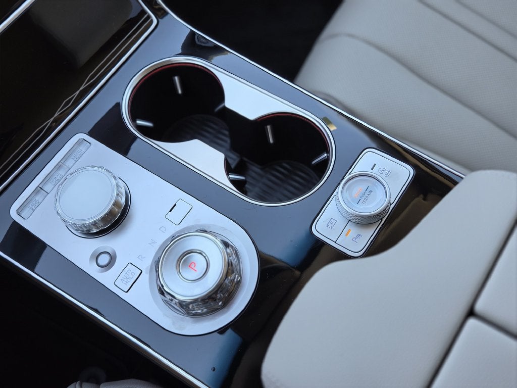 2027 Genesis GV80 2.5T