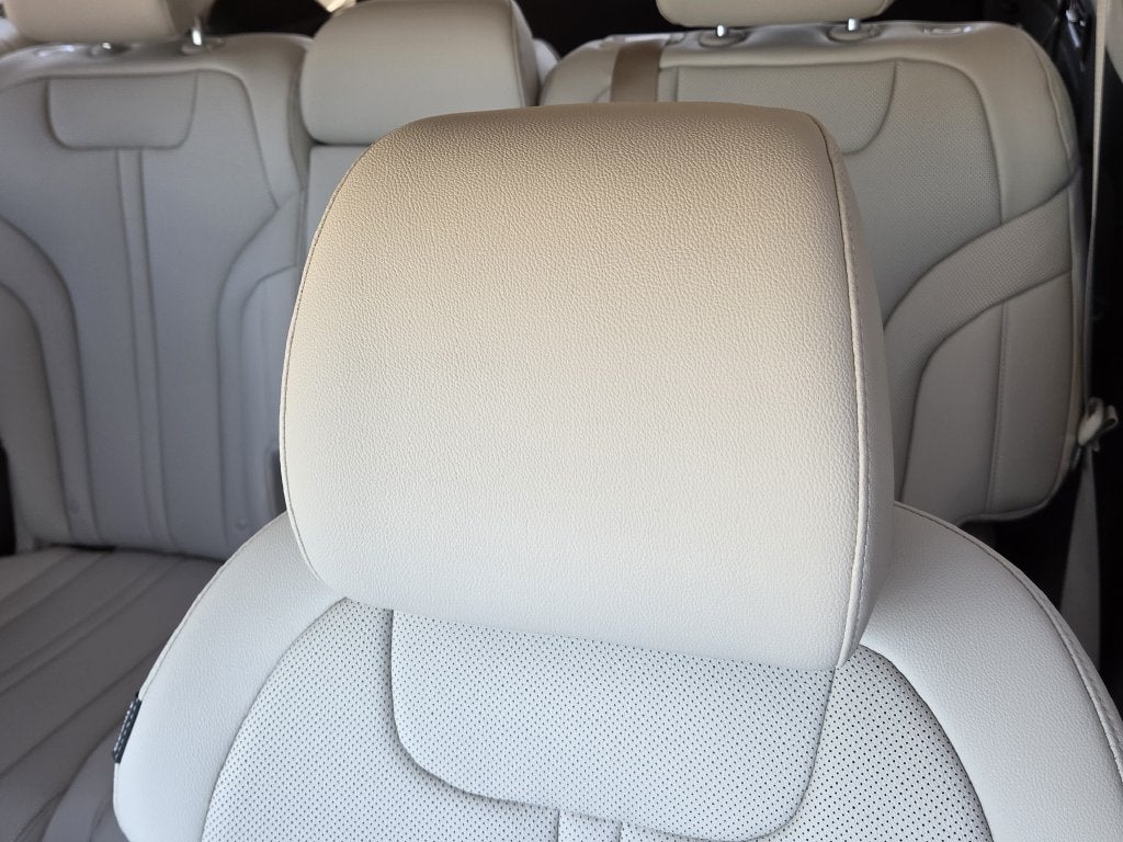 2027 Genesis GV80 2.5T