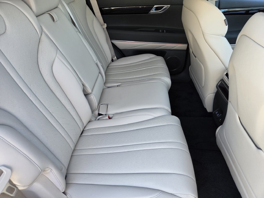 2027 Genesis GV80 2.5T