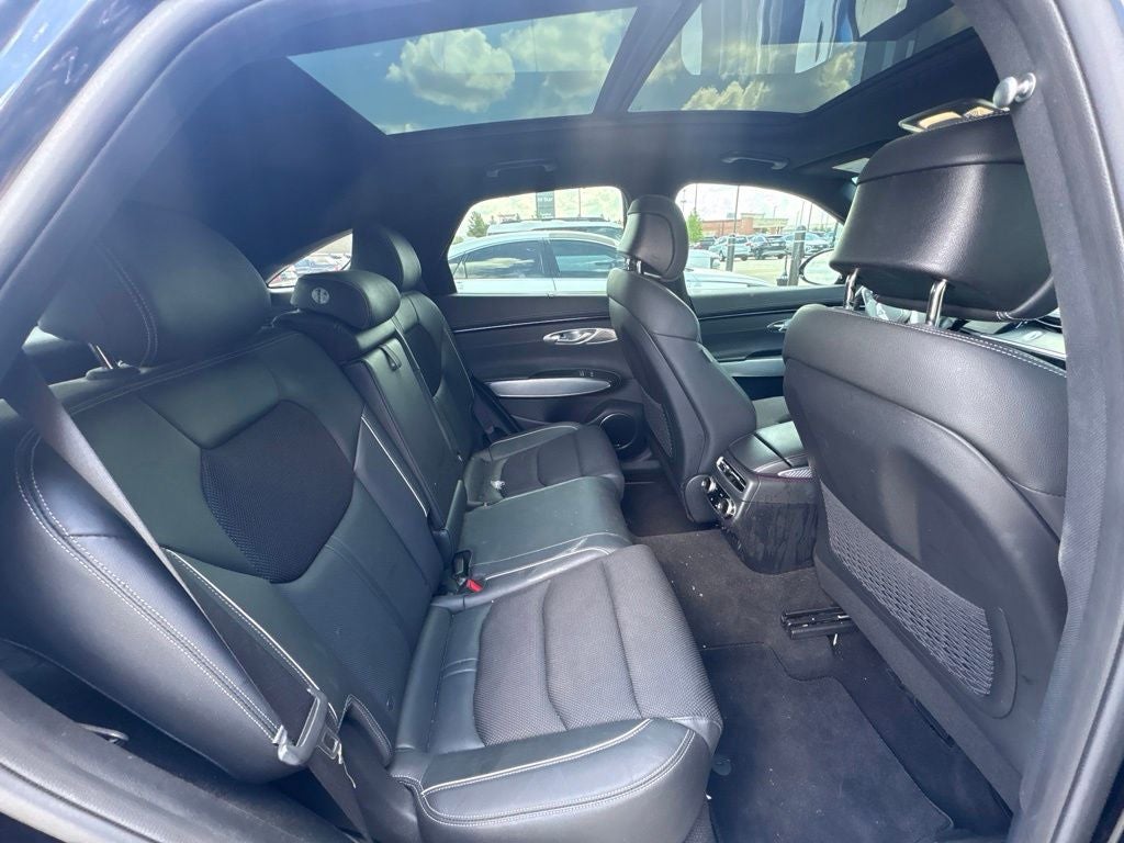 2023 Genesis GV70 2.5T