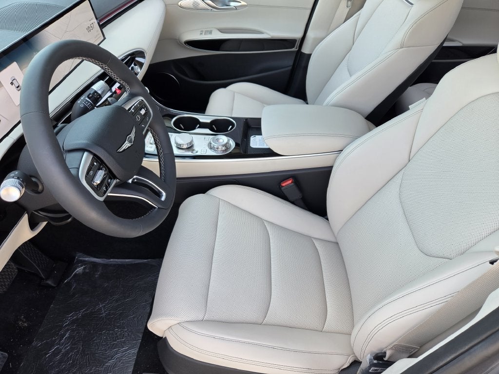 2027 Genesis GV70 2.5T