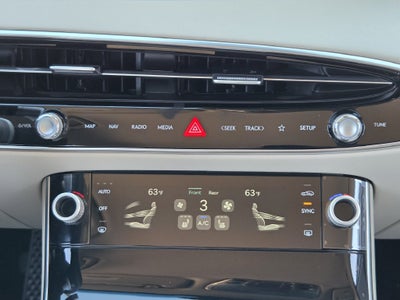 2027 Genesis GV70 2.5T