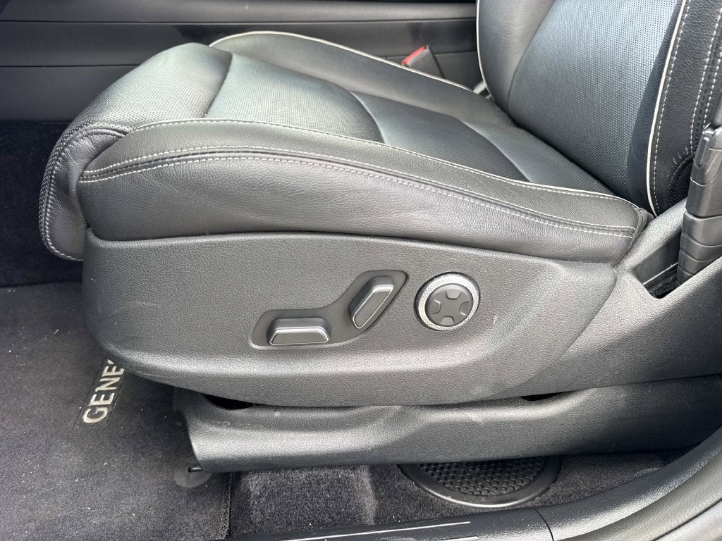 2023 Genesis GV70 2.5T