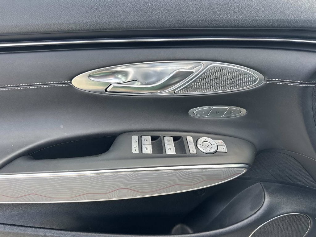 2023 Genesis GV70 2.5T