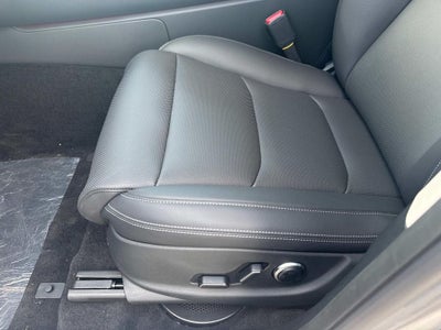 2027 Genesis GV70 2.5T Select