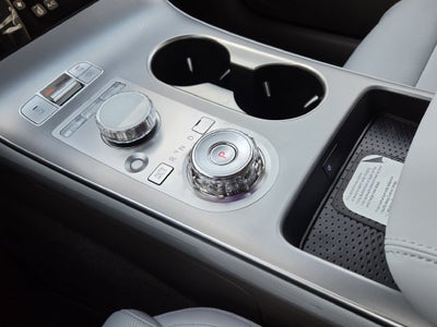 2027 Genesis GV70 2.5T Advanced