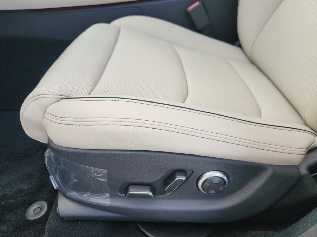 2027 Genesis GV70 2.5T Advanced