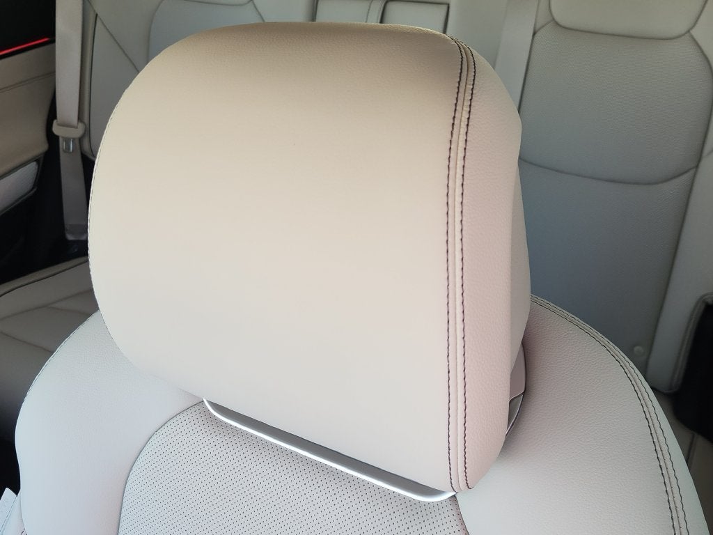 2027 Genesis GV70 2.5T Advanced