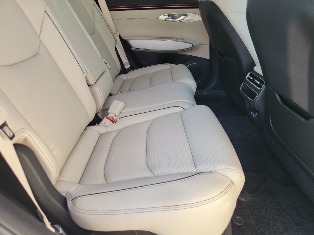 2027 Genesis GV70 2.5T Advanced