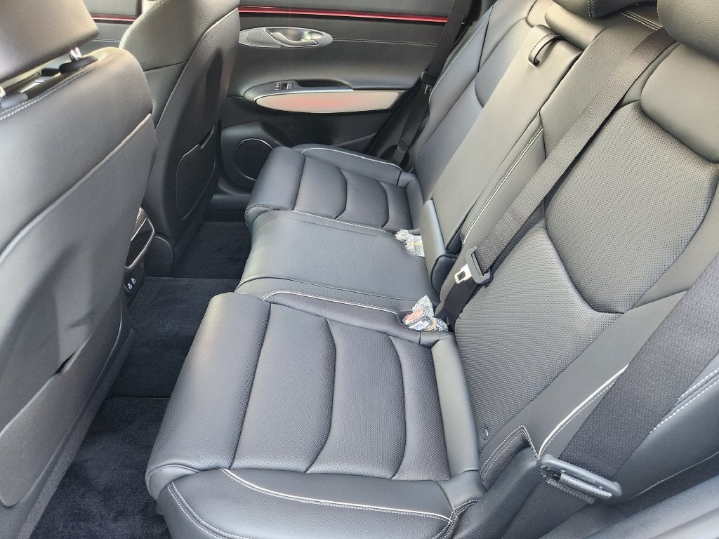 2027 Genesis GV70 2.5T Advanced