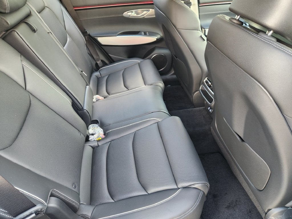 2027 Genesis GV70 2.5T Advanced