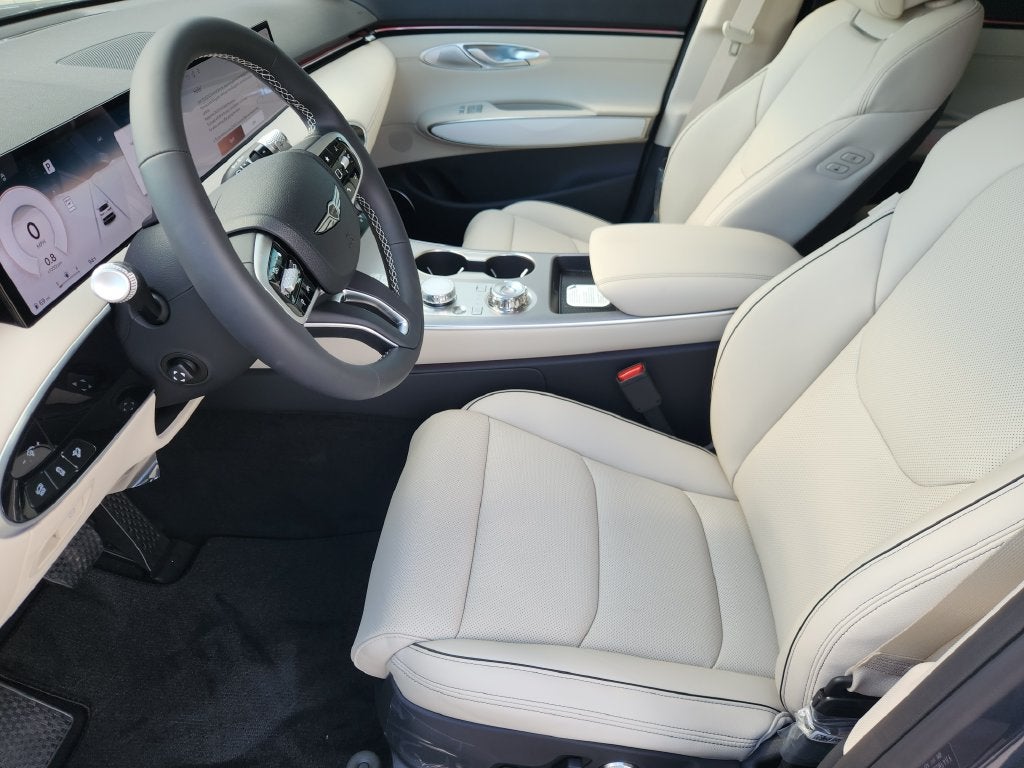 2027 Genesis GV70 2.5T Advanced