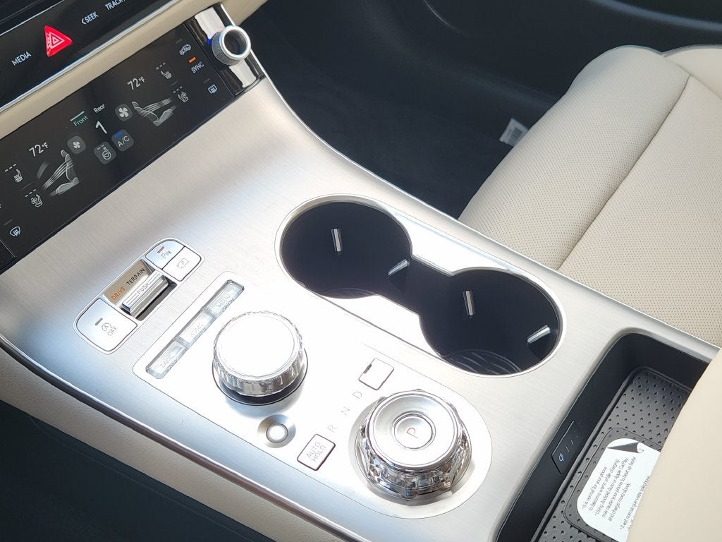 2027 Genesis GV70 2.5T Advanced