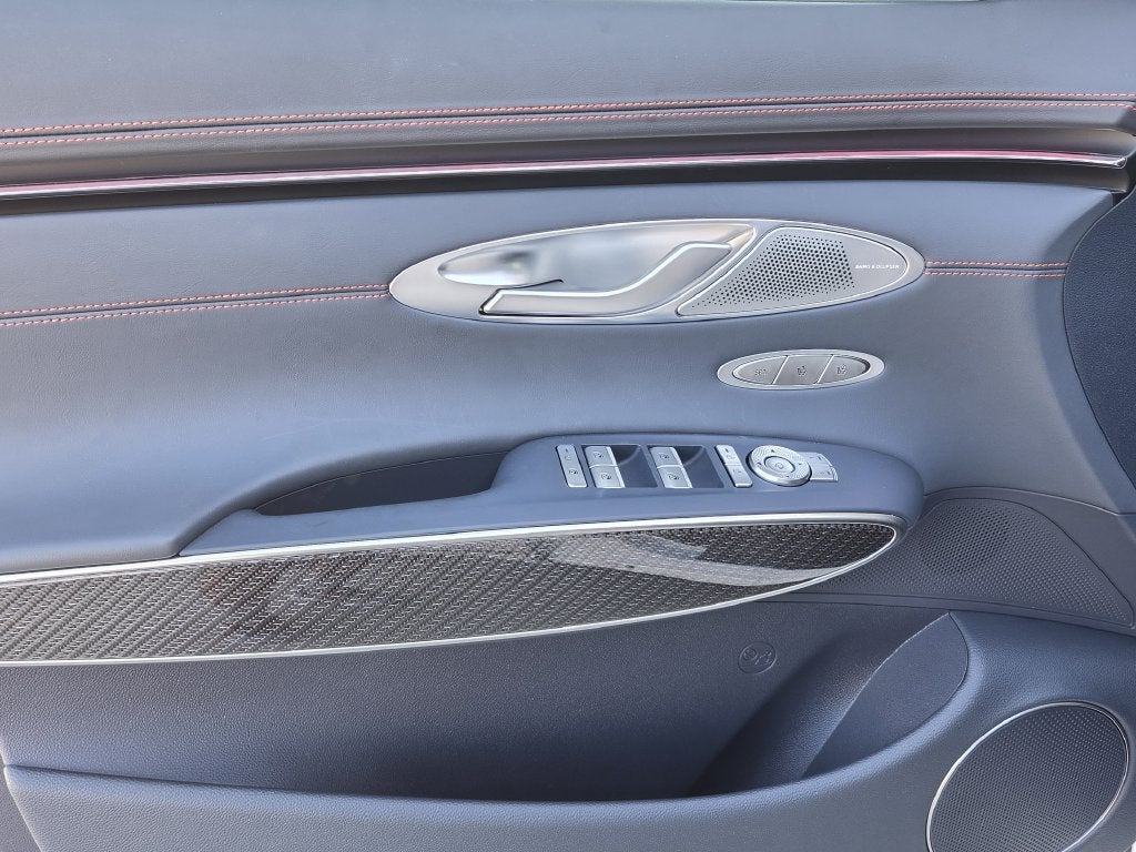 2027 Genesis GV70 3.5T Prestige Graphite