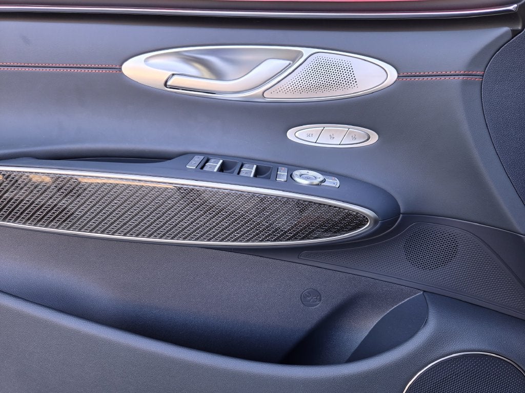 2027 Genesis GV70 3.5T Prestige Graphite
