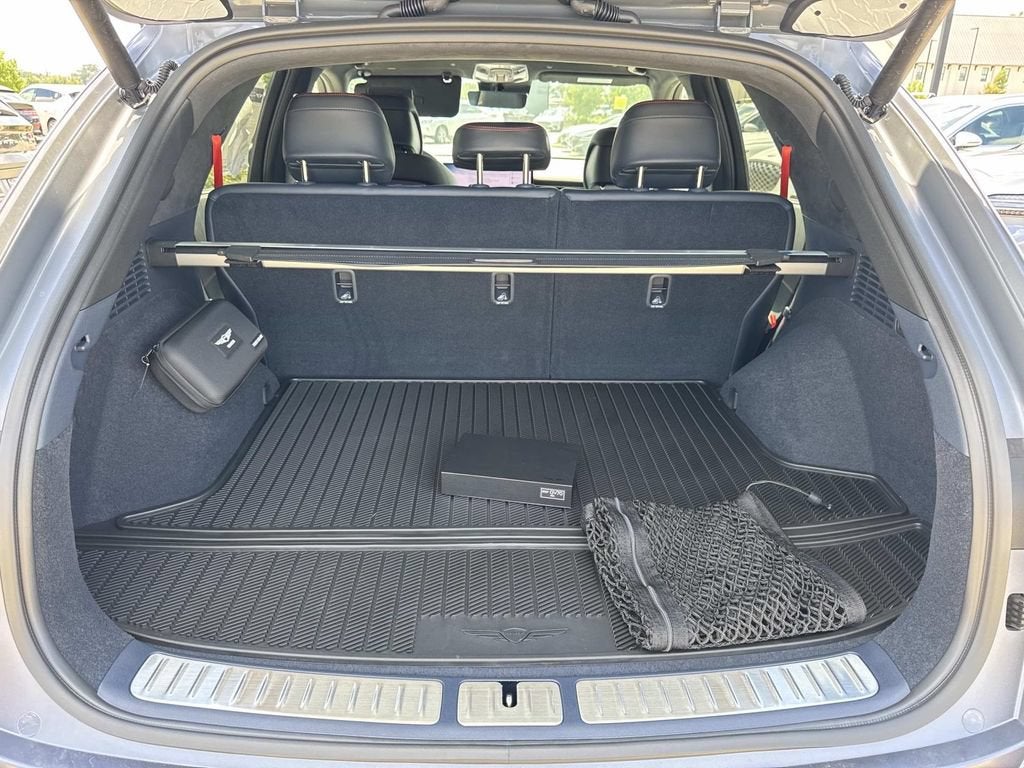 2027 Genesis GV70 3.5T Prestige Graphite