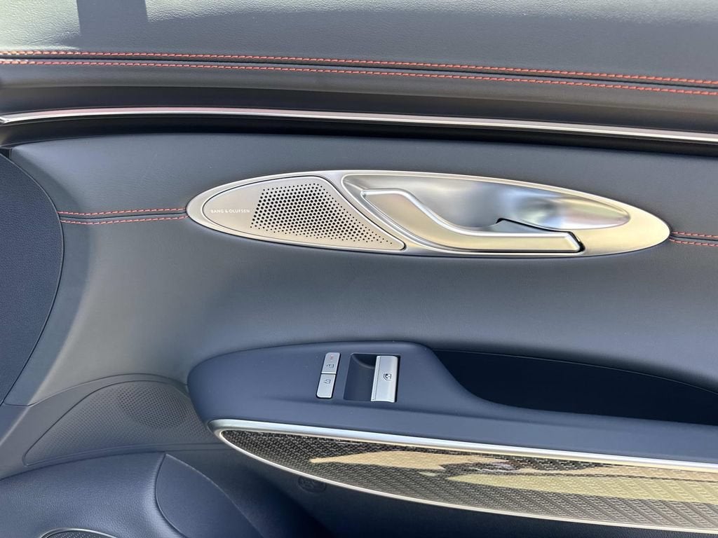 2027 Genesis GV70 3.5T Prestige Graphite