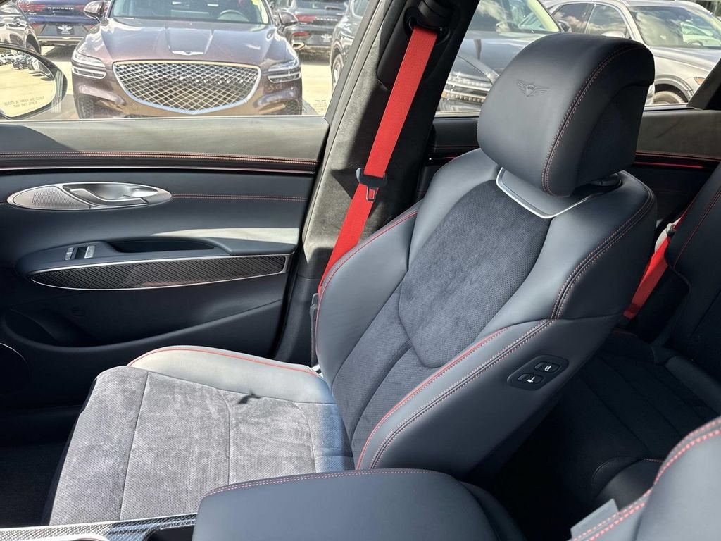 2027 Genesis GV70 3.5T Prestige Graphite