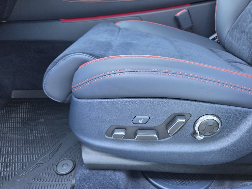 2027 Genesis GV70 3.5T Prestige Graphite
