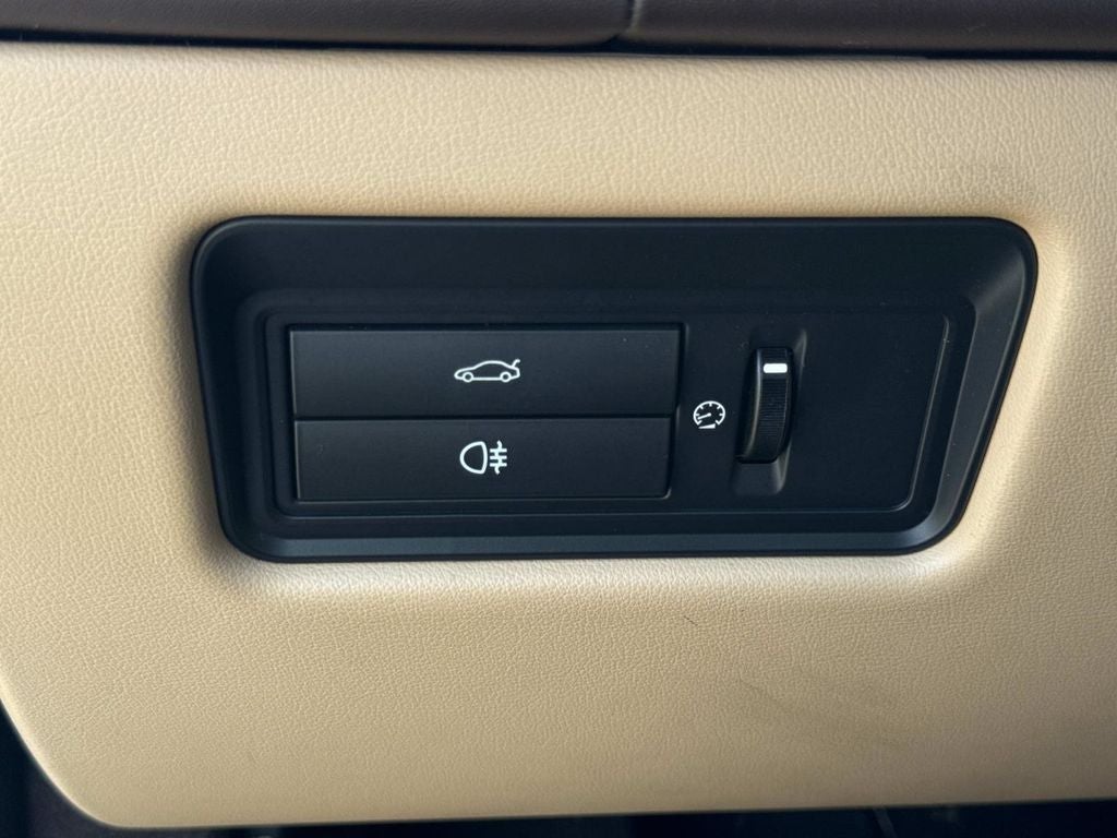 2015 Jaguar XJ XJL Portfolio