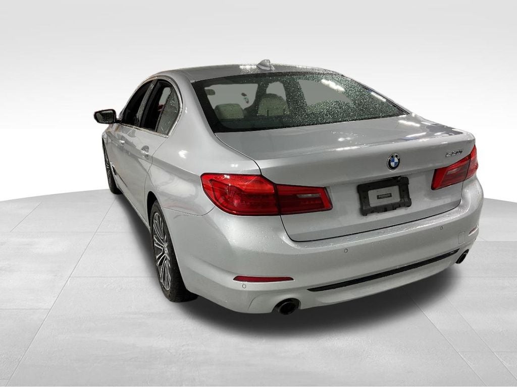 2019 BMW 5 Series 530i
