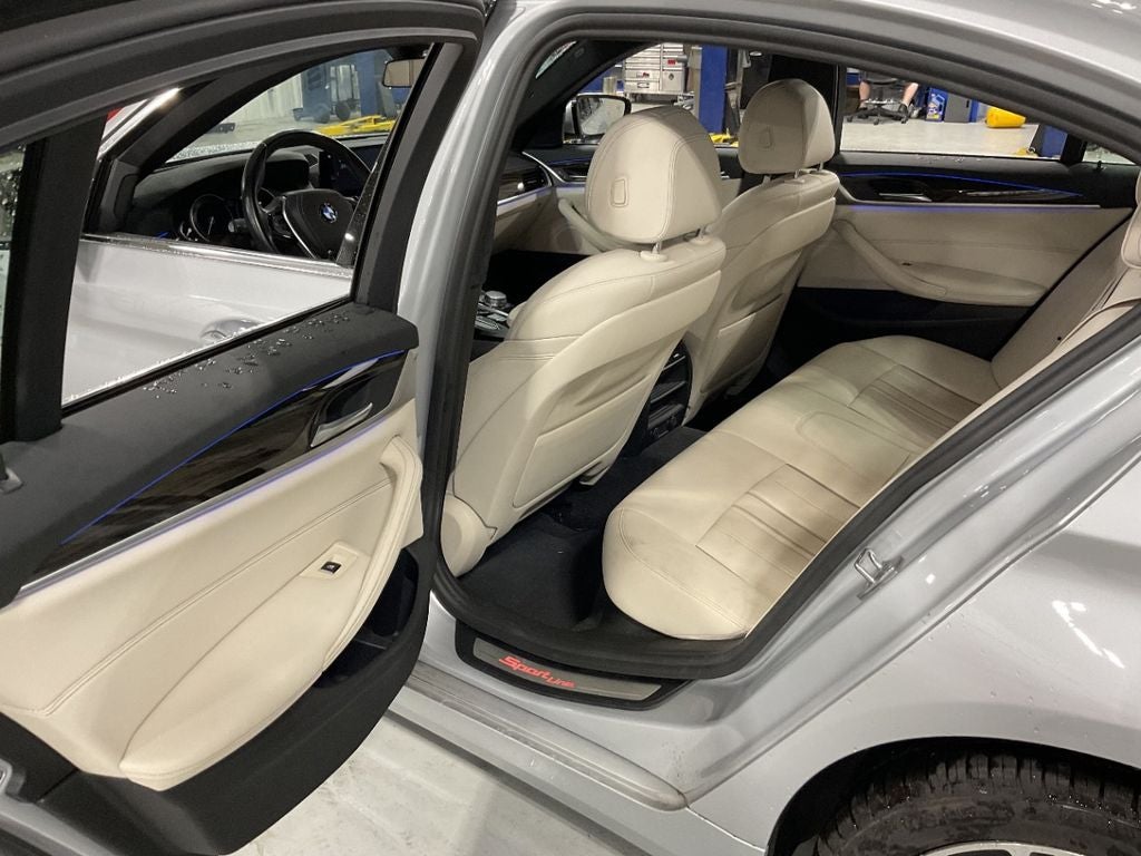 2019 BMW 5 Series 530i