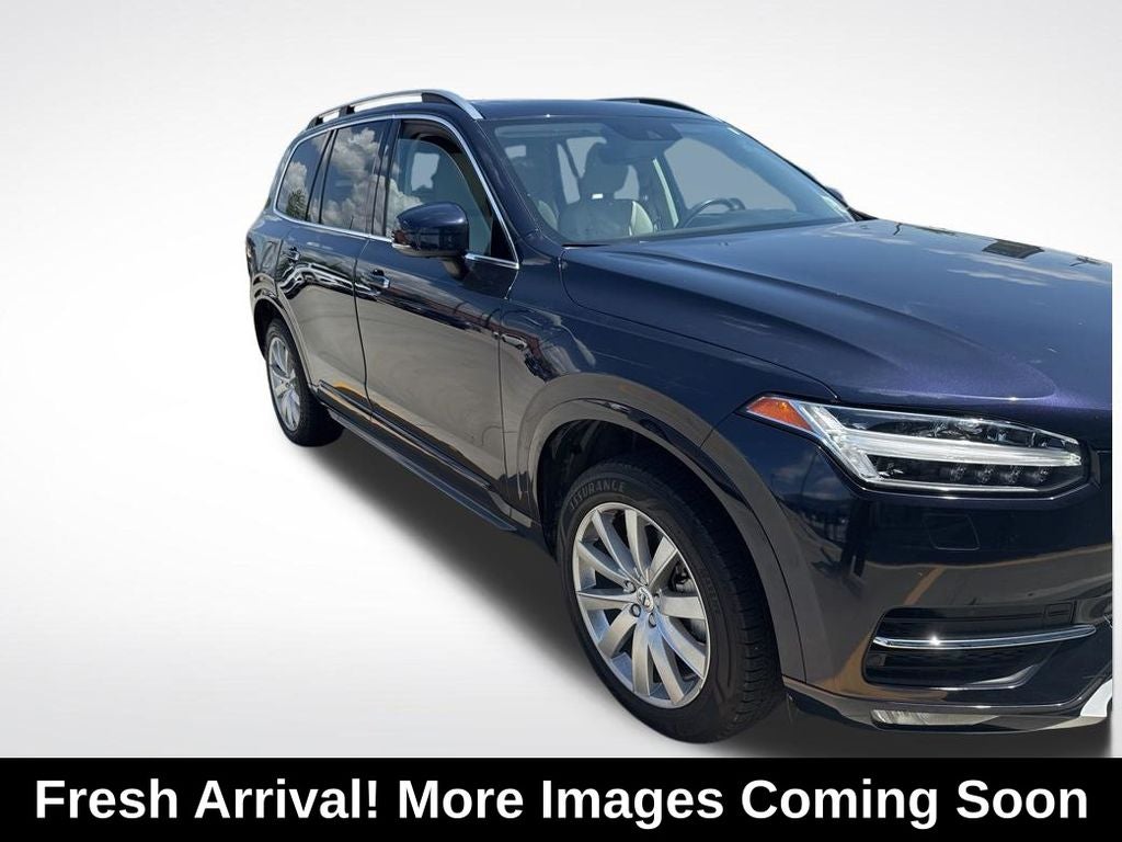 2016 Volvo XC90 Momentum