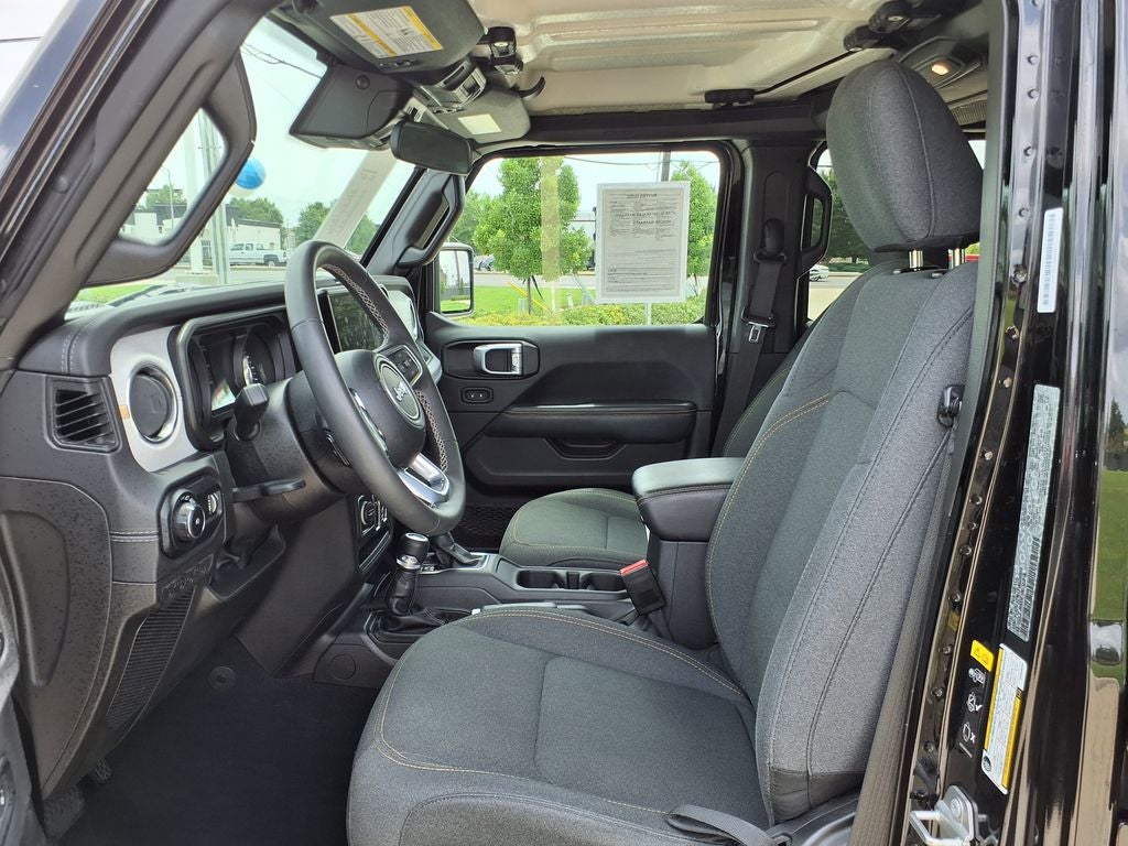 2025 Jeep Wrangler Sahara