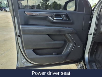 2025 GMC Yukon Elevation