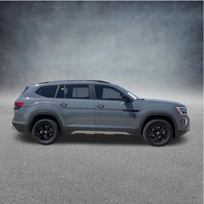 2024 Volkswagen Atlas 2.0T Peak Edition SE w/Technology