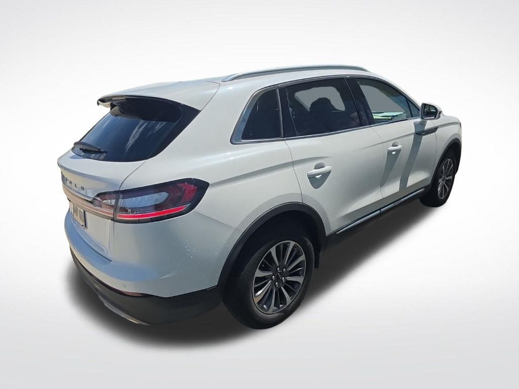 2022 Lincoln Nautilus Standard