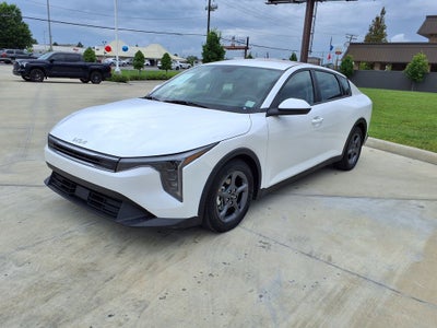 2025 Kia K4 LXS
