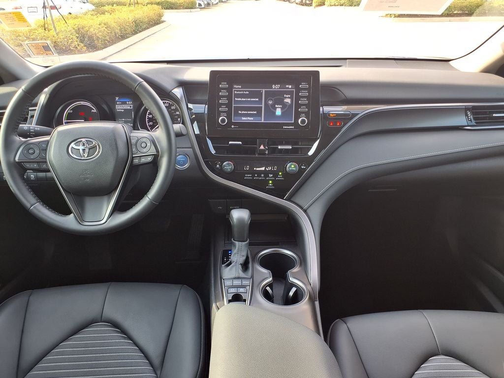 2024 Toyota Camry Hybrid SE