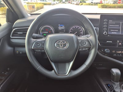 2024 Toyota Camry Hybrid SE